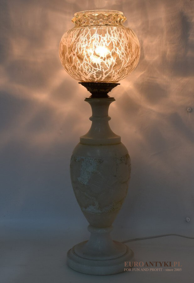 alabastrowa lampka
